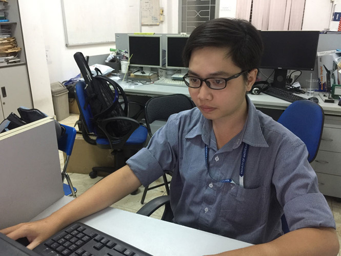 Võ Hoàng Trọng đang hoàn thiện nghiên cứu của mình.