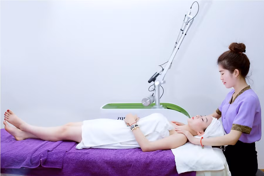 Khách hàng sẽ hài lòng với phong cách phục vụ của đội ngũ nhân viên của Spa.