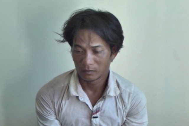 Tuấn tại cơ quan điều tra. Tuấn tại cơ quan điều tra.