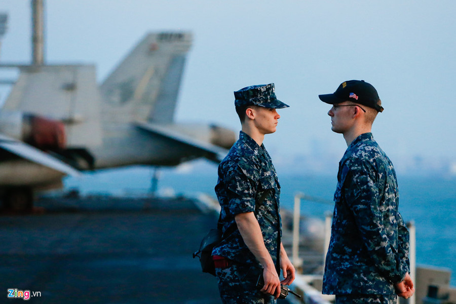 Sinh hoạt trên tàu tuân theo tinh thần