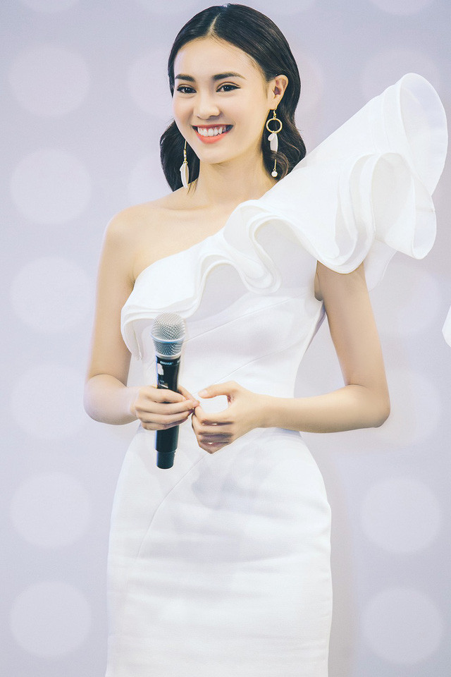 Mỗi lần xuất hiện, “nàng Như Ý” luôn chỉn chu về mặt hình ảnh, tạo sự mới mẻ và để lại nhiều thiện cảm trong lòng khán giả.