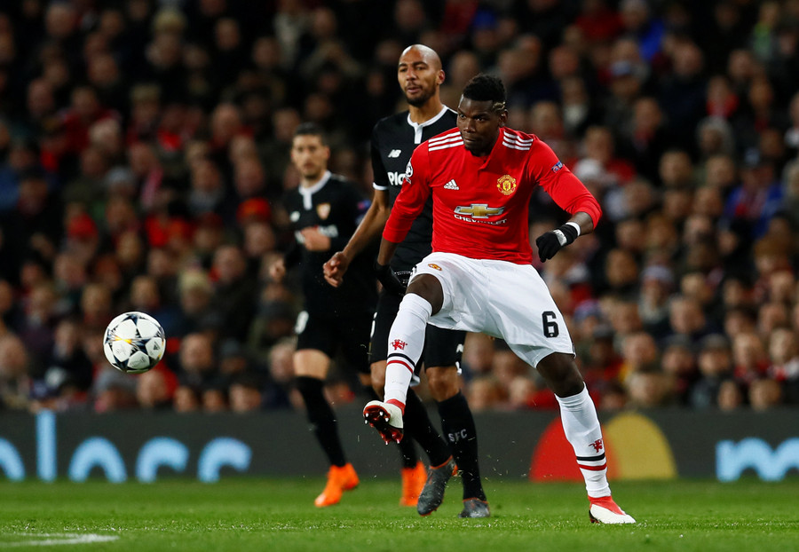 Pogba vào sân từ ghế dự bị và tiếp tục gây thất vọng khi thi đấu mờ nhạt. Ảnh: REUTERS