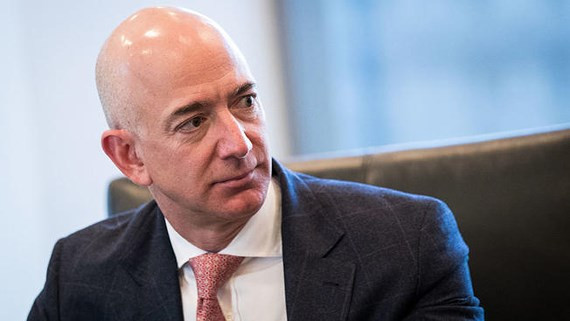 Jeff Bezos - nhà sáng lập Amazon trở thành người giàu nhất thế giới. Ảnh: NBC4