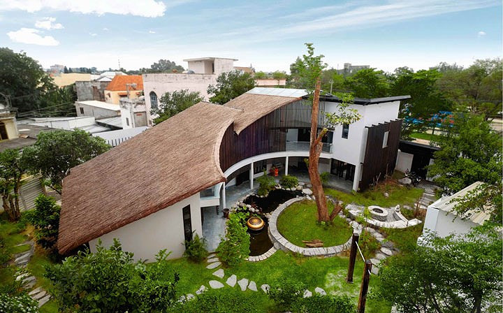  Căn nhà được xây dựng trên mảnh đất có diện tích 440m2, thuộc Biên Hòa, tỉnh Đồng Nai.