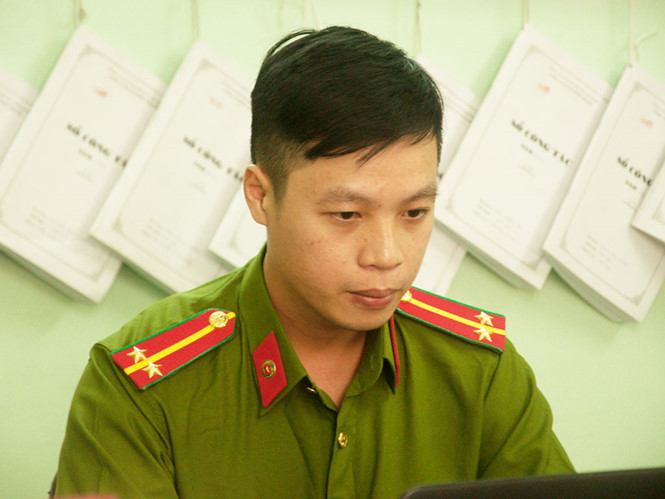  Trung úy Hảo là người luôn hết mình với công việc