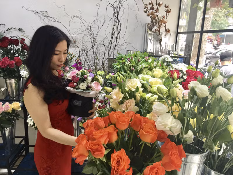  Thị tường hoa hồng nhập khẩu đang cực kỳ sôi động trong dịp Quốc tế Phụ nữ 8/3