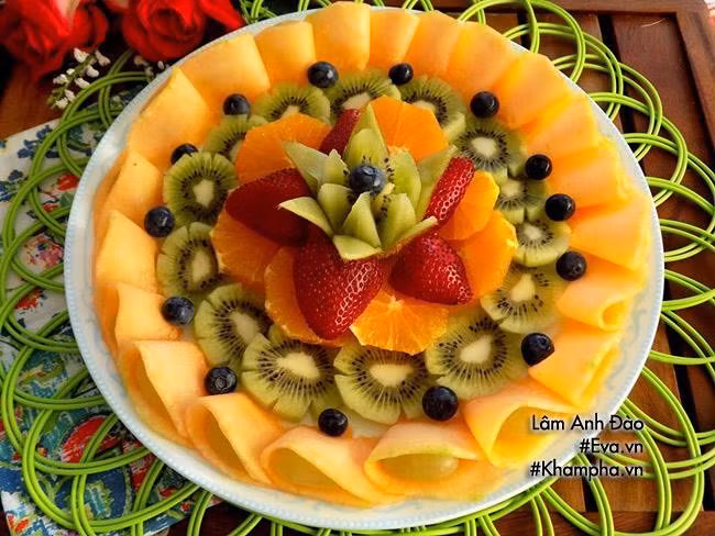 ... vì thế bày hoa quả đẹp mắt giúp người ăn hứng thú hơn