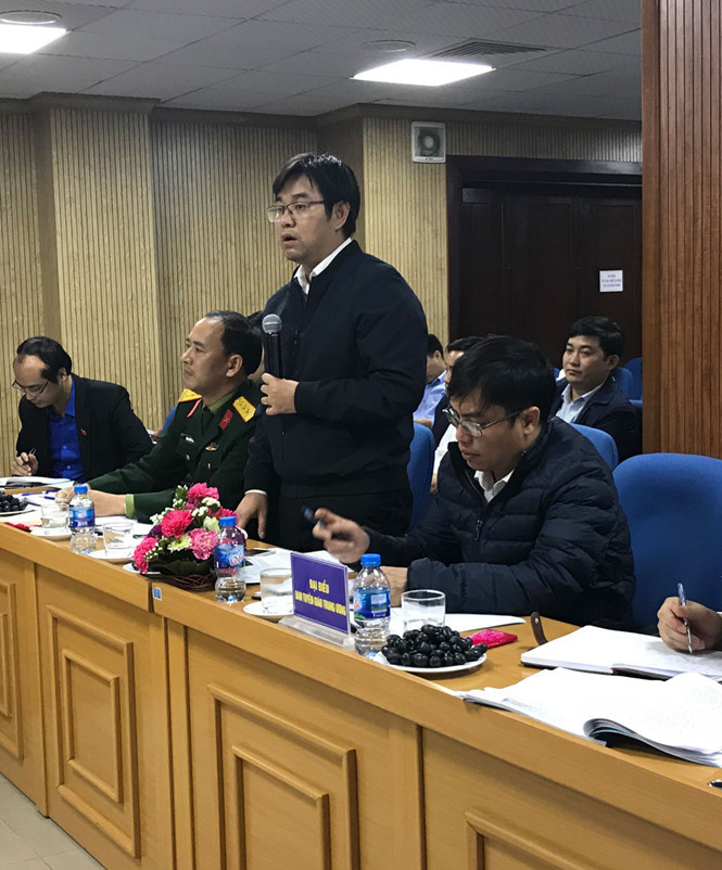 Anh Nguyễn Văn Thắng, Bí thư Thành đoàn Hà Nội góp ý kiến tại buổi làm việc.