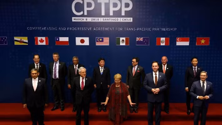 Đại diện các nước CPTPP trong lễ ký thỏa thuận ở Santiago, Chile.