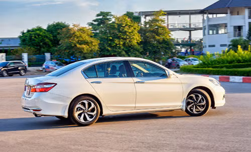 Honda Accord không giảm giá đầu 2018 vì cuối 2017 đã giảm sâu. Ảnh: Vnexpress