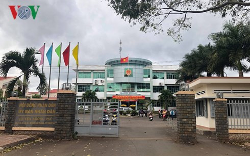 Hơn 500 giáo viên tuyển thừa trong giai đoạn 2011-2016 ở huyện Krông Pách, Đak Lak sẽ bị cho thôi việc sau kỳ thi tuyển viên chức vào cuối tháng 3 năm 2018.