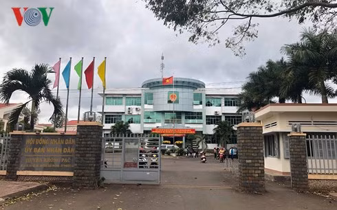 Hơn 500 giáo viên tuyển thừa trong giai đoạn 2011-2016 ở huyện Krông Pách, Đak Lak sẽ bị cho thôi việc sau kỳ thi tuyển viên chức vào cuối tháng 3 năm 2018.