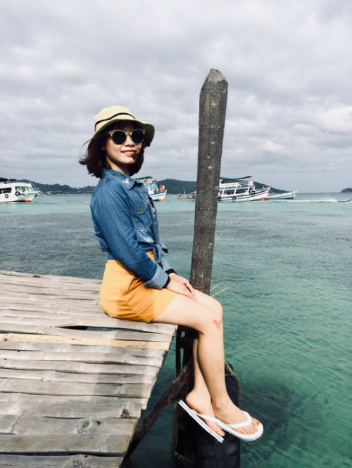  Hương Giang cho rằng, người trẻ nên đi ra ngoài nhiều hơn, để khám phá bản thân và thay đổi tích cực - Ảnh: NVCC