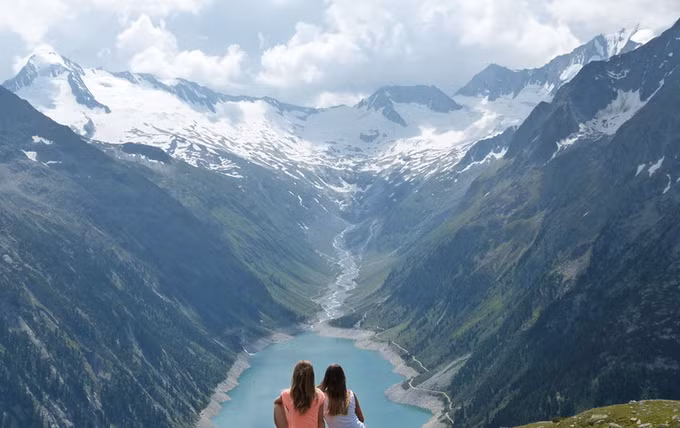  Vẻ đẹp khiến không ít người nín thở ở Schlegeisspeicher.