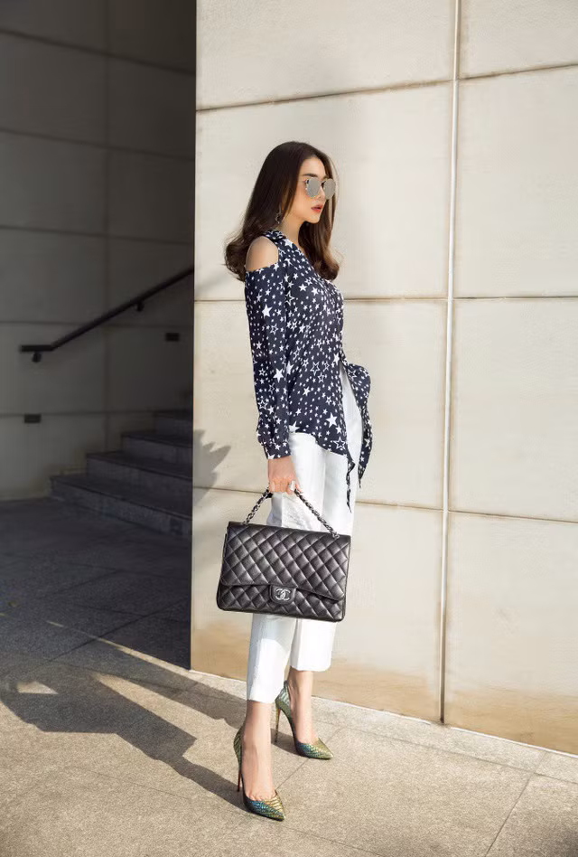 Xuất phát điểm là người mẫu, Thanh Hằng bắt đầu thử sức ở lĩnh vực điện ảnh với nhiều vai diễn để lại ấn tượng trong lòng khán giả.