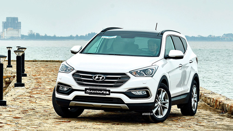  Mẫu ô tô hot của Hyundai được giảm hơn 200 triệu đồng.