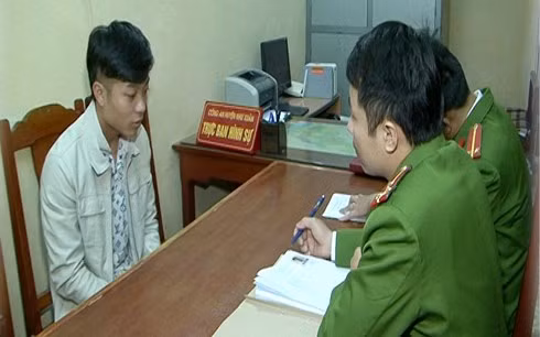 Đối tượng Phong tại cơ quan điều tra (ảnh Công an Thanh Hóa)