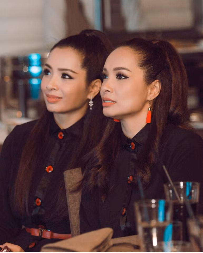 Chị em sinh đôi Thúy Hằng - Thúy Hạnh từng gây chú ý khi cùng làm người mẫu. 