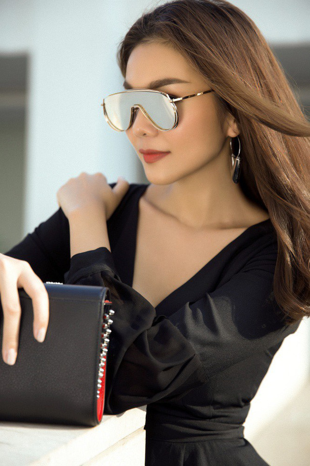 Siêu mẫu cho biết, cô đang làm mọi việc theo cái đầu và trái tim dẫn lối. Siêu mẫu cho biết, cô đang làm mọi việc theo cái đầu và trái tim dẫn lối.