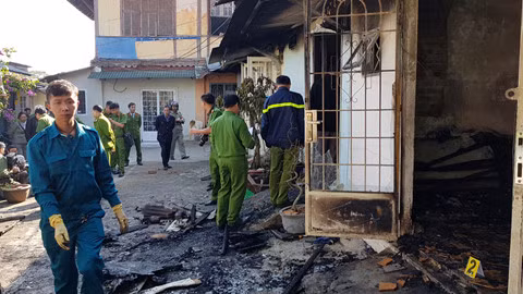 Khám nghiệm hiện trường vụ cháy