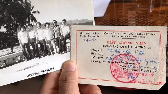 Giấy công tác Trường Sa năm 1987 của ông Khôi.