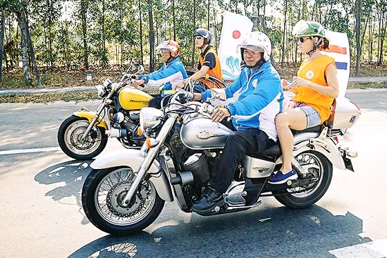  HLV nữ luôn theo sát học trò