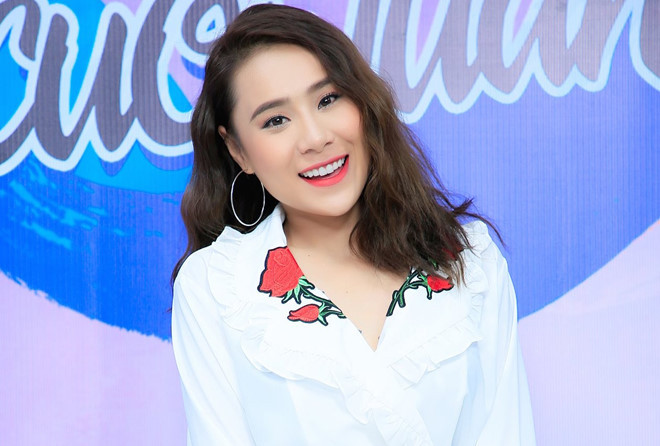 Hồ Bích Trâm trải lòng về công việc bán hàng online trên sóng truyền hình - Ảnh: BTC