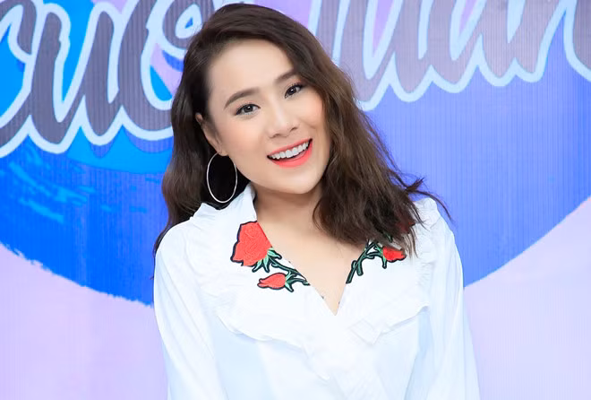 Hồ Bích Trâm trải lòng về công việc bán hàng online trên sóng truyền hình - Ảnh: BTC