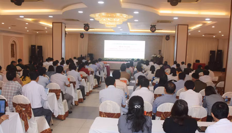 Quang cảnh diễn ra hội nghị Văn phòng cấp ủy toàn tỉnh. Ảnh: Minh Nguyễn