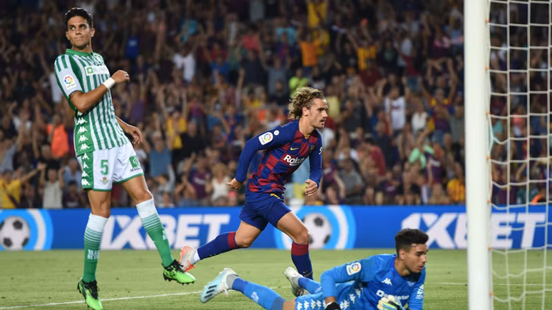 Griezmann tỏa sáng với cú đúp vào lưới Betis. (Ảnh: Getty). 