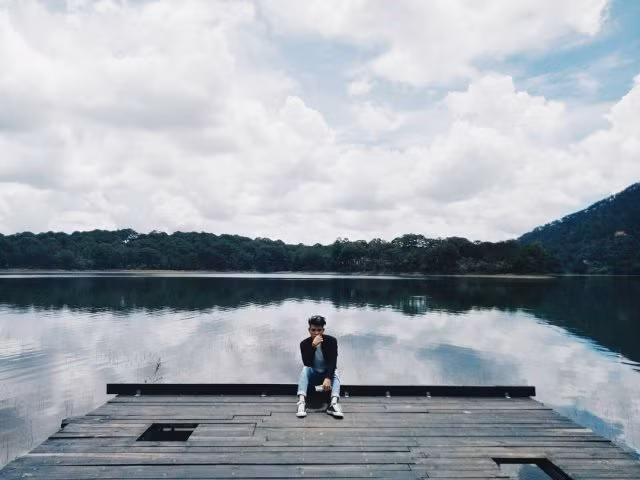  Vẻ đẹp yên bình của Hồ Tuyền Lâm là nơi lý tưởng để cho ra đời các bức ảnh checkin 