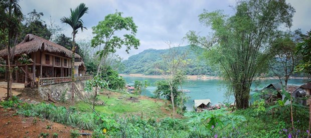 Một góc Đà Bắc (tỉnh Hòa Bình) - địa phương phát triển mạnh du lịch cộng đồng thời gian qua. (Ảnh: M.Mai/Vietnam+) Một góc Đà Bắc (tỉnh Hòa Bình) - địa phương phát triển mạnh du lịch cộng đồng thời gian qua. (Ảnh: M.Mai/Vietnam+)