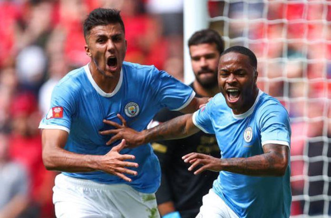  Sterling phung phí quá nhiều cơ hội sau khi ghi bàn mở tỷ số. 