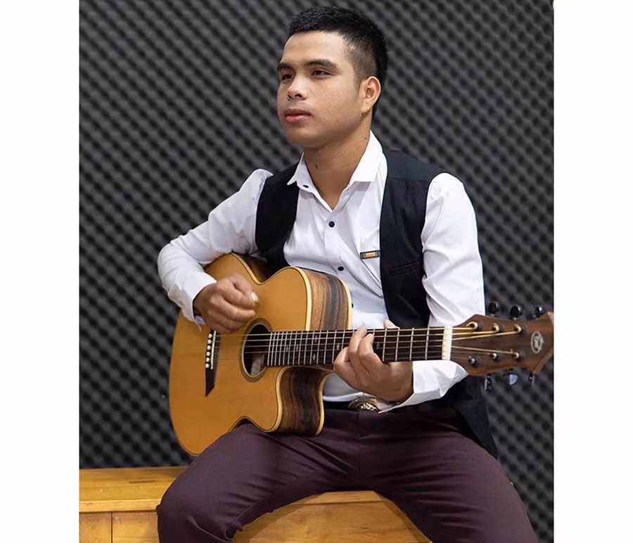  Anh Rơ Châm Blinh (ảnh do nhân vật cung cấp).