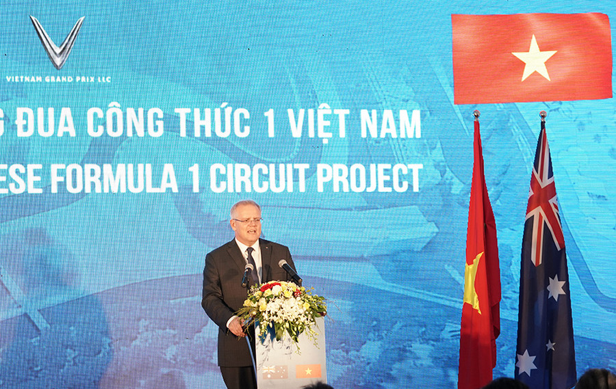 Thủ tướng Scott Morrison phát biểu khi thăm đường đua F1 ở Mỹ Đình.  Thủ tướng Scott Morrison phát biểu khi thăm đường đua F1 ở Mỹ Đình.