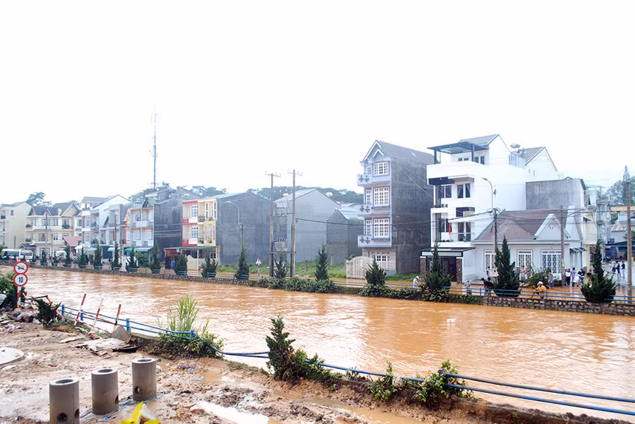 Hình ảnh Đà Lạt trong đợt lũ vừa qua. Ảnh: Báo Lâm Đồng