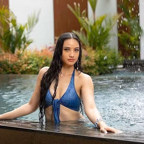 Cô có sẵn danh tiếng trước khi đăng quang