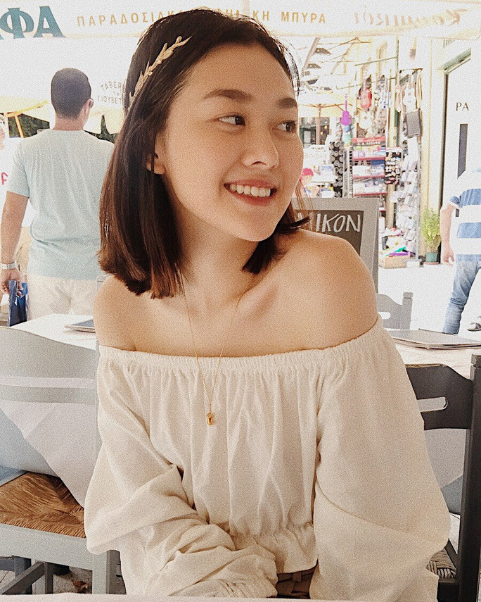  Cận cảnh nhan sắc Nguyễn Tường San