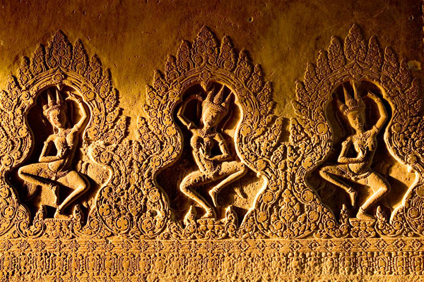 Tượng vũ nữ Apsara. Tượng vũ nữ Apsara.