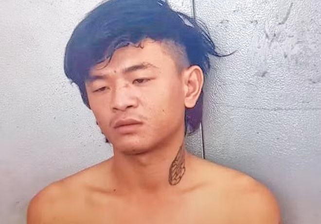  Hung thủ Nguyễn Đức Dũng sau khi đầu thú. Ảnh: CA TPNT