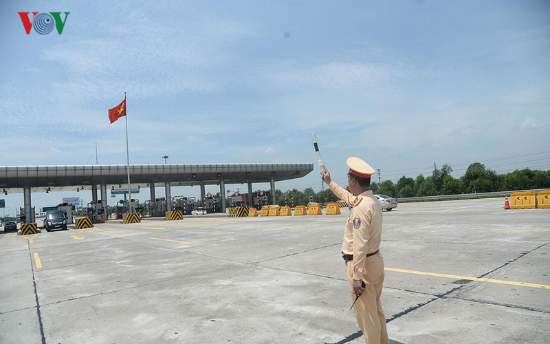 Cục CSGT yêu cầu CSGT 63 địa phương tăng cường lực lượng, trang thiết bị TTKS, xử lý vi phạm dịp nghỉ Lễ Quốc khánh 2/9 và triển khai “Tháng cao điểm an toàn giao thông cho học sinh đến trường - Tháng 9”.