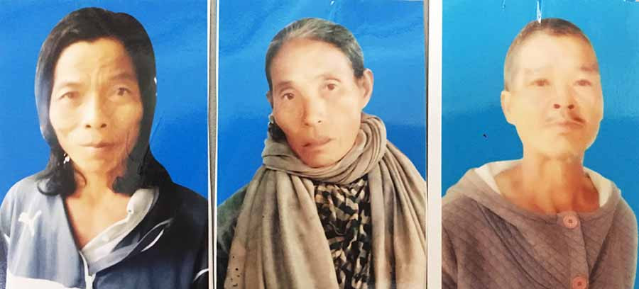 Ông Duy (bìa trái), bà Hương và ông Vũ Quốc Viên