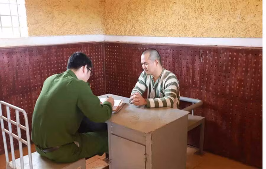  Đối tượng Lưu Văn Nguyện, Chủ tịch HĐQT Công ty CP dầu khí Bình Minh bán dung môi cho đại gia Trịnh Sướng để làm xăng giả