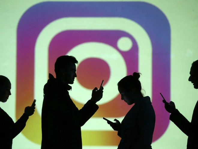 Các ứng dụng mạng xã hội phân tích thói quen người dùng và đưa ra gợi ý quảng cáo phù hợp. Ảnh: Reuters. Các ứng dụng mạng xã hội phân tích thói quen người dùng và đưa ra gợi ý quảng cáo phù hợp. Ảnh: Reuters.