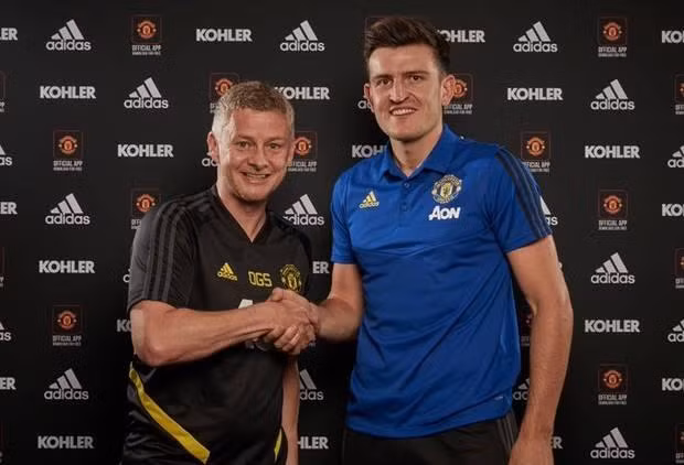 Harry Maguire đủ đẳng cấp và kinh nghiệm để trở thành Nemanja Vidic mới của Man United hay chưa? Ảnh: Independent.
