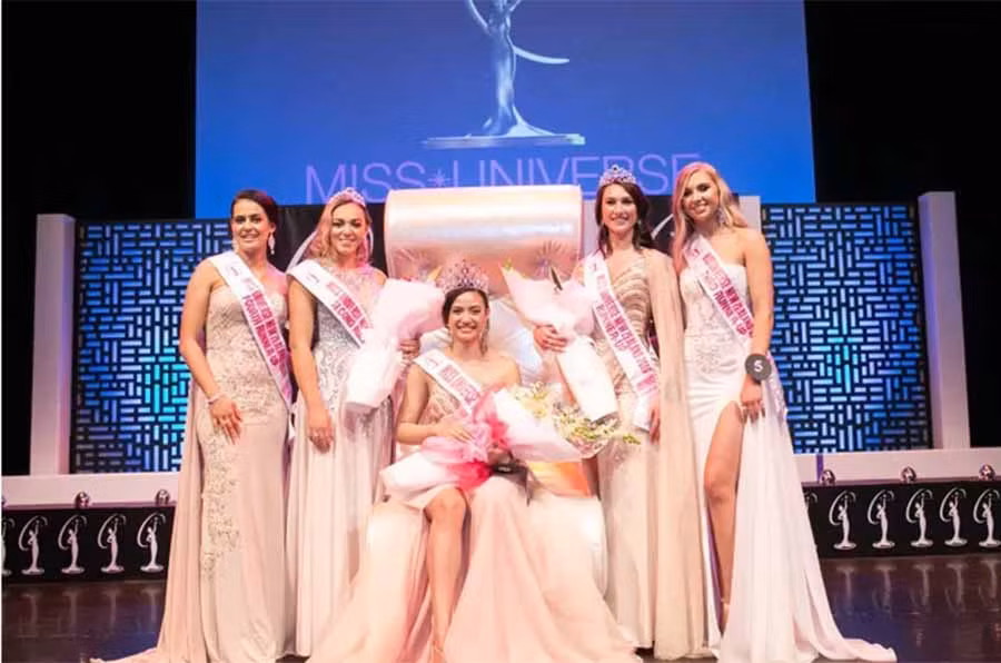  Hạnh phúc cùng các á hậu