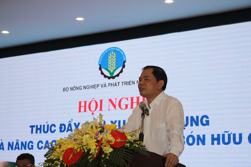 Bộ trưởng Bộ NN-PTNT Nguyễn Xuân Cường phát biểu tại hội nghị. Ảnh: AH