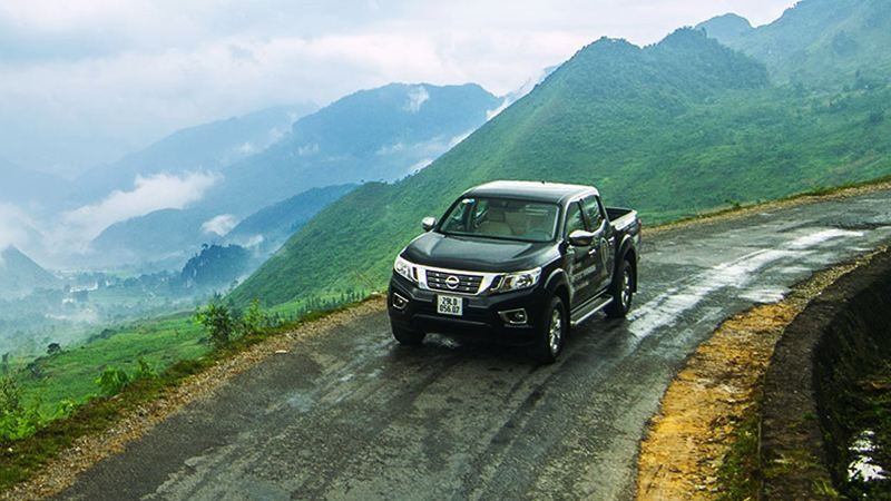 Lái xe ôtô trên đường đèo dốc nguy hiểm khó lường tài xế cần nắm vững kỹ năng lái để đảm bảo an toàn. Ảnh: ST.