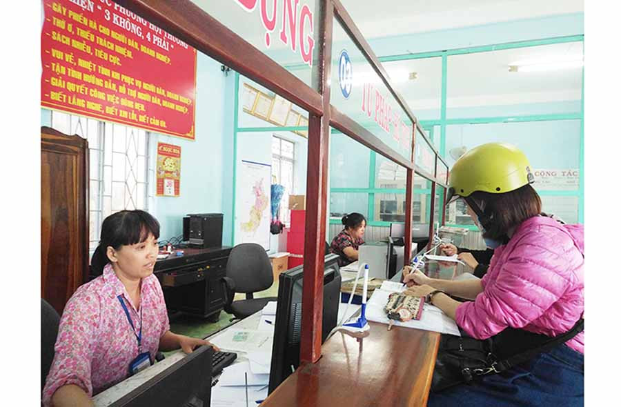 Dữ liệu hộ tịch được số hóa sẽ góp phần nâng cao hiệu quả công tác quản lý nhà nước, giảm bớt phiền hà cho nhân dân. Ảnh: S.C Dữ liệu hộ tịch được số hóa sẽ góp phần nâng cao hiệu quả công tác quản lý nhà nước, giảm bớt phiền hà cho nhân dân. Ảnh: S.C