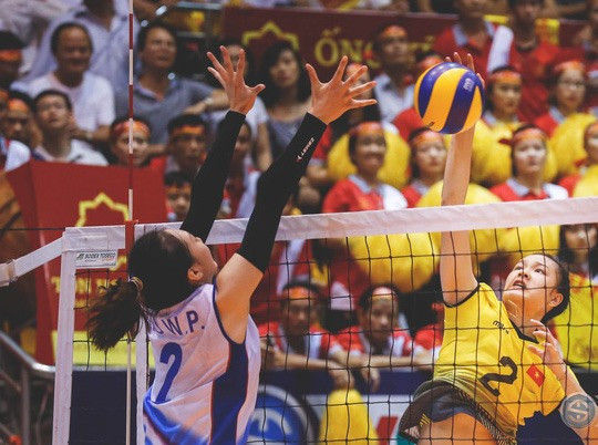 Ở vị trí chuyền hai, ngoài tấn công thì ở vị trí này, Kim Thanh còn phải đảm nhận vai trò chắn bóng, chuyền một, phòng thủ và cả kiến tạo các đường chuyền cho các đồng đội tấn công. 